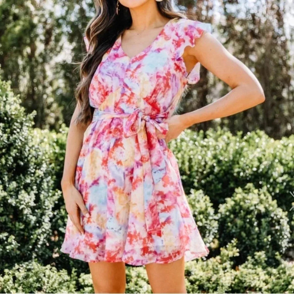 The Mint Julep Boutique v neck tie Dye mini Dress size small-hardly worn - Picture 3 of 3